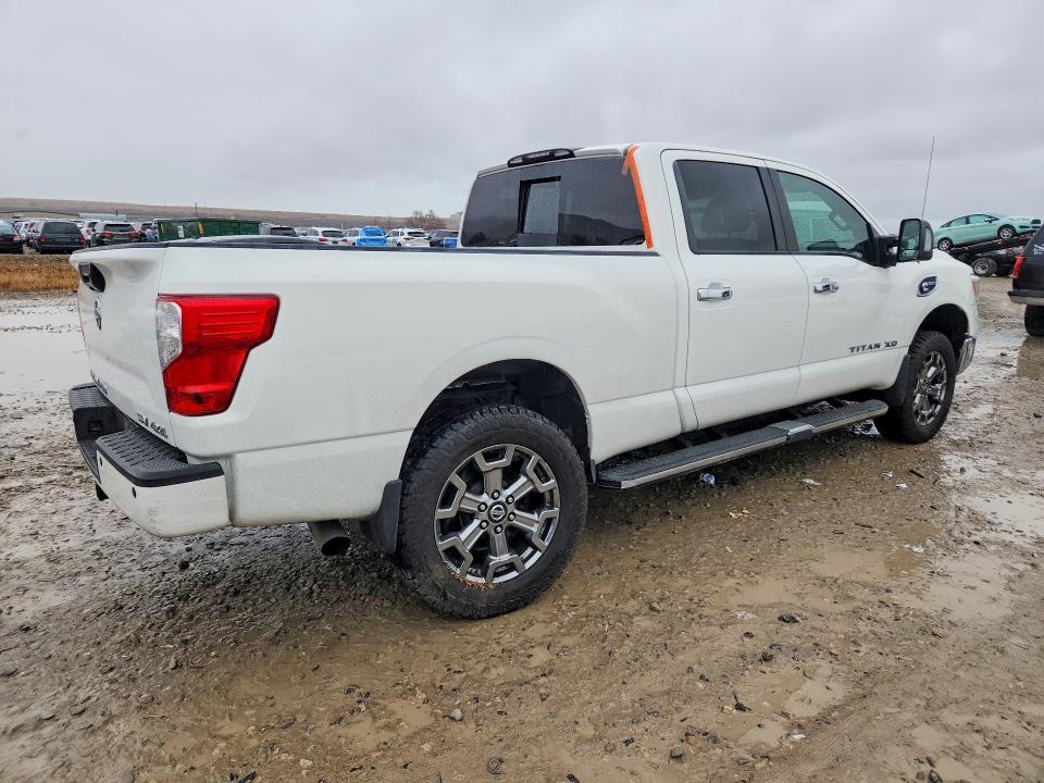 2017 Nissan Titan xd s