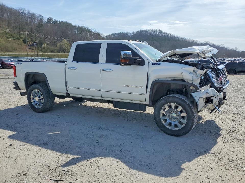 2016 GMC Sierra K2500 Denali