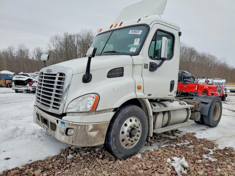 2012 Freigliner 2012 Freightliner Cascadia Semi Truck