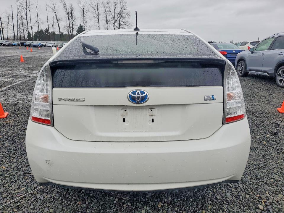 2010 Toyota Prius i