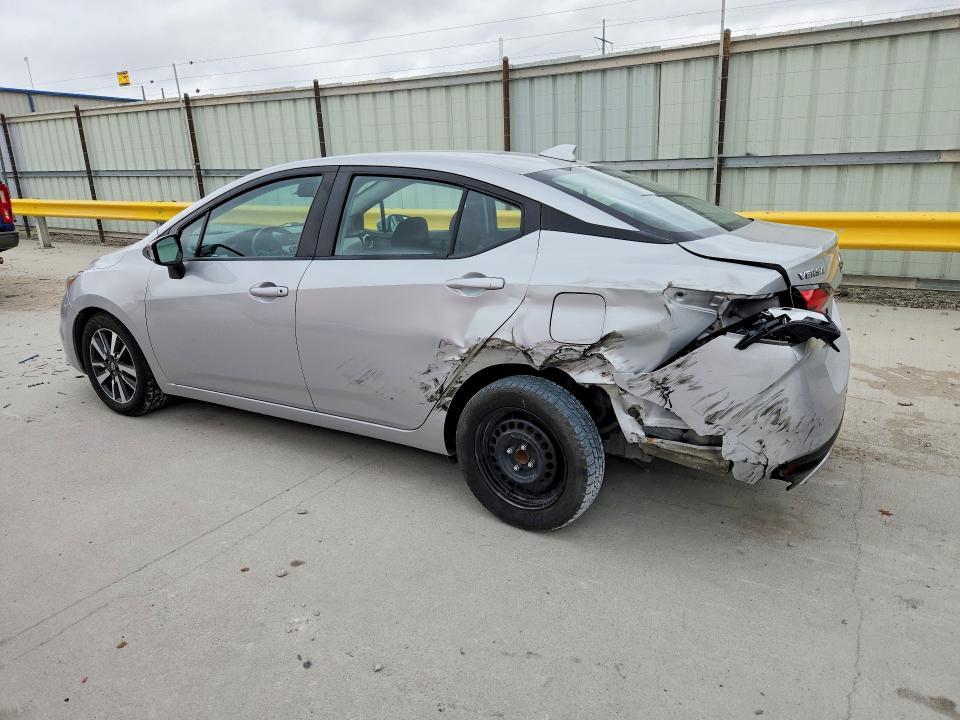 2021 Nissan Versa sv