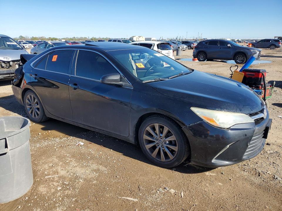 2015 Toyota Camry 4D 2WD
