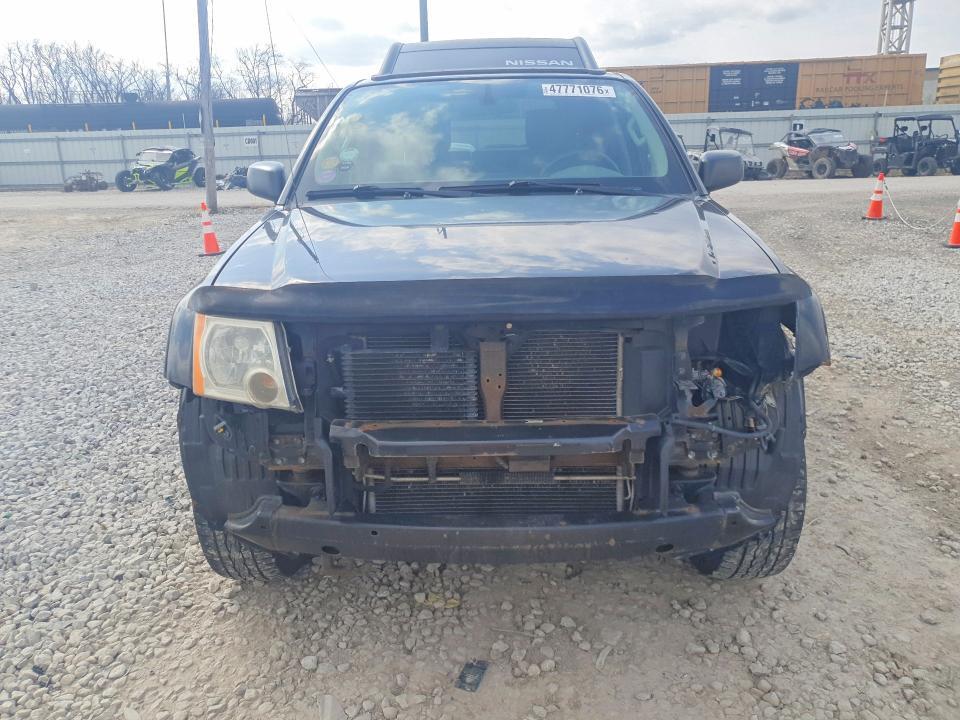 2014 Nissan Xterra s