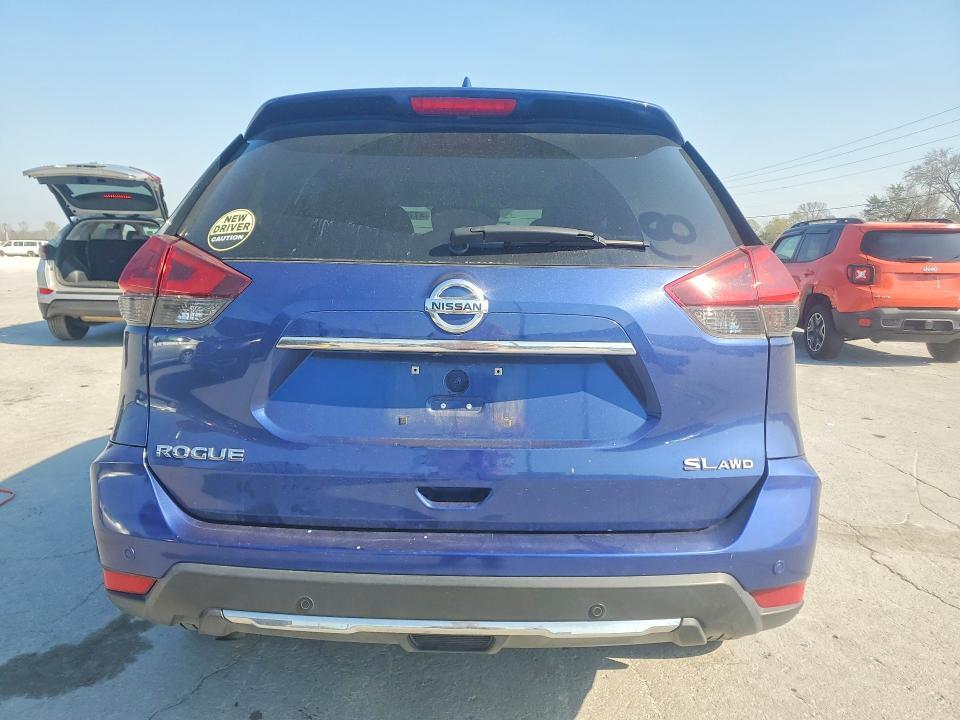 2020 Nissan Rogue sl