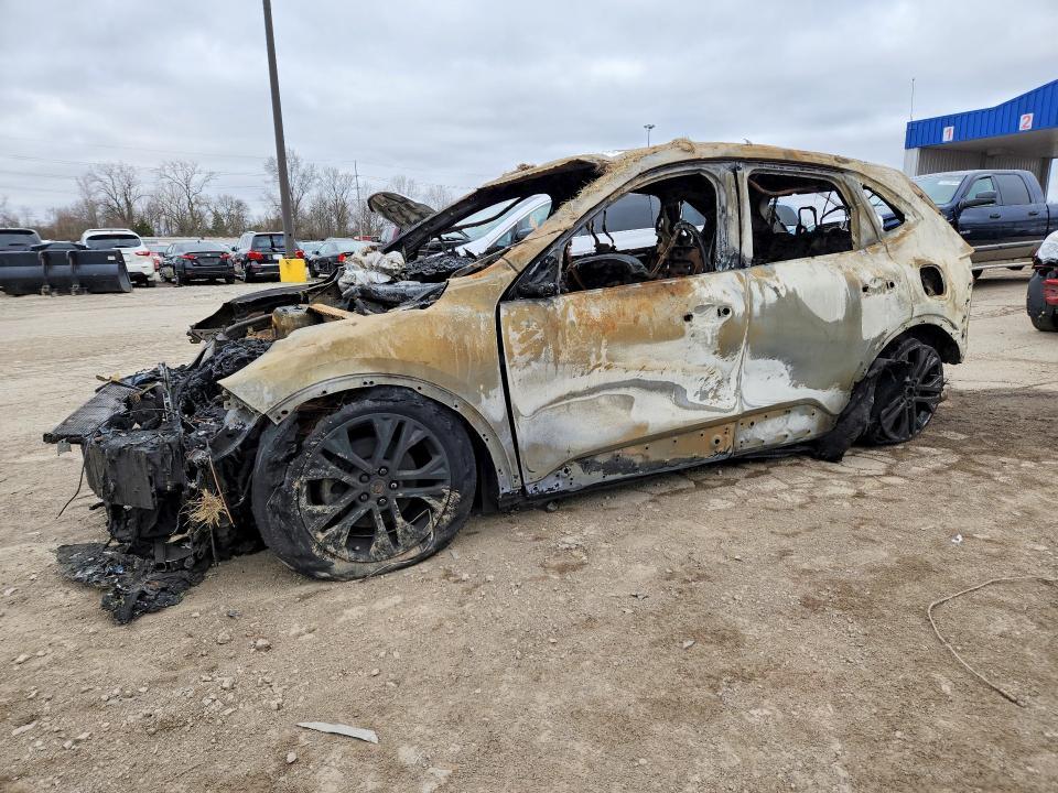 2021 Ford Escape sel