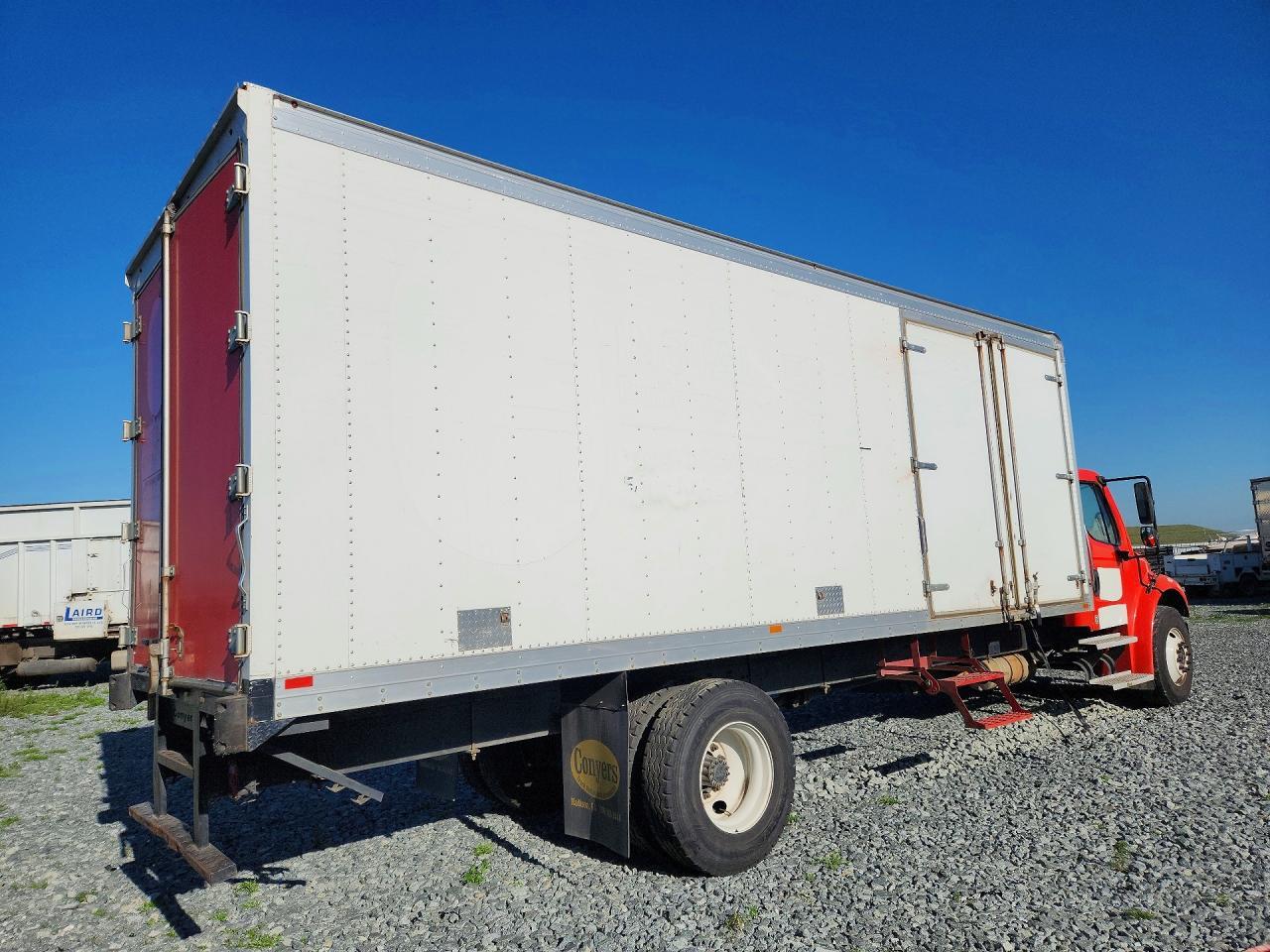 2018 Freightliner Business Class M2 BOX Truck
