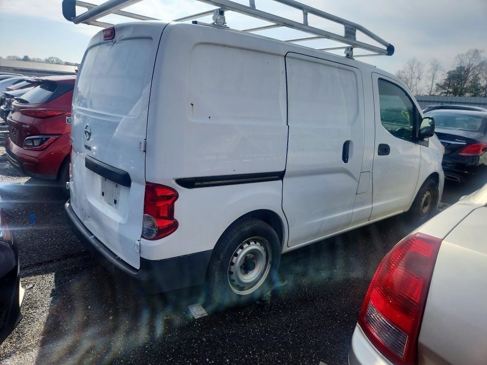 2014 Niss Van