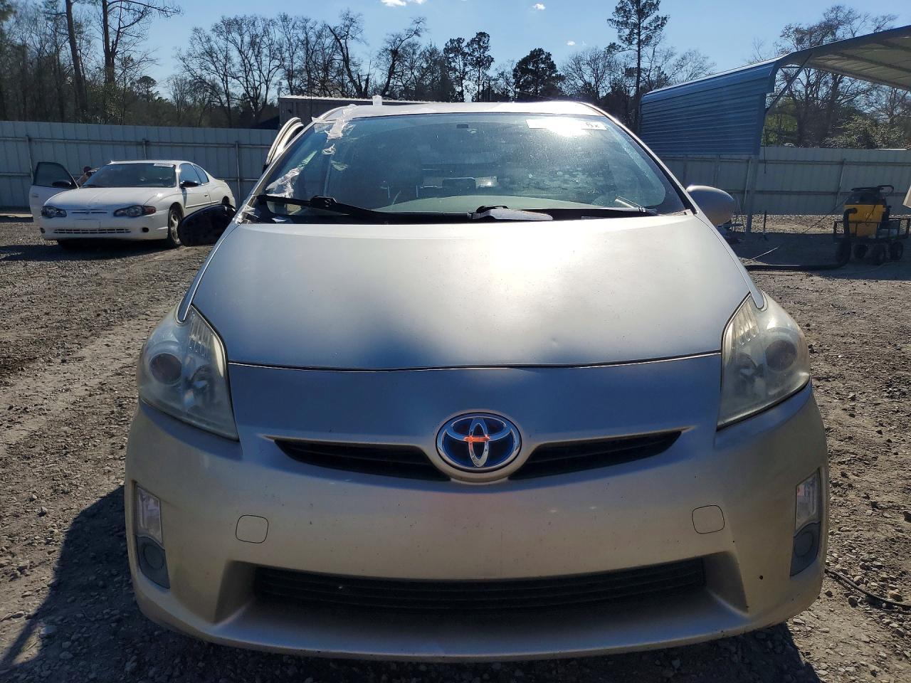 2010 Toyota Prius ii