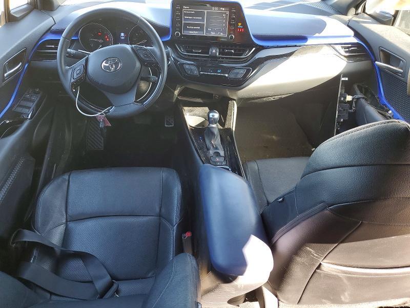 2021 Toyota C-hr xle