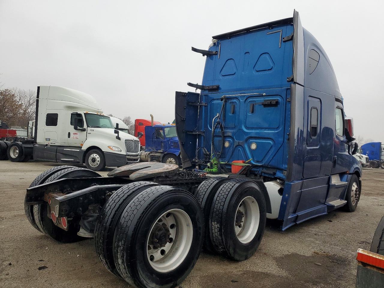 2019 Freigliner 2019 Freightliner Cascadia 126 Semi Truck