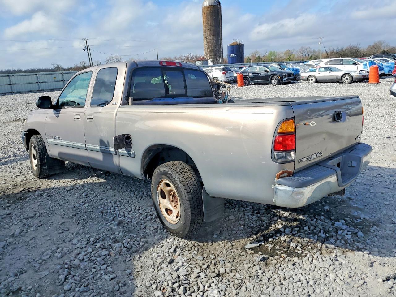 2002 Toyota Tundra SR5 V8