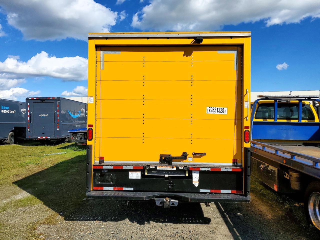 2022 Ford E350 BOX Truck