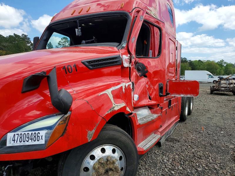 2022 Freigliner 2022 Freightliner Cascadia 126 Semi Truck
