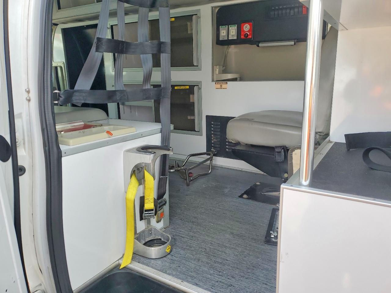 2012 Ford E350 Ambulance