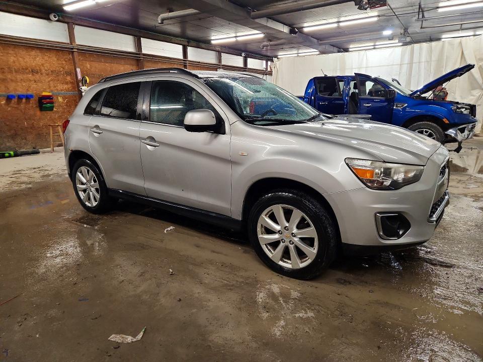 2014 Mitsubishi Outlander Sport se