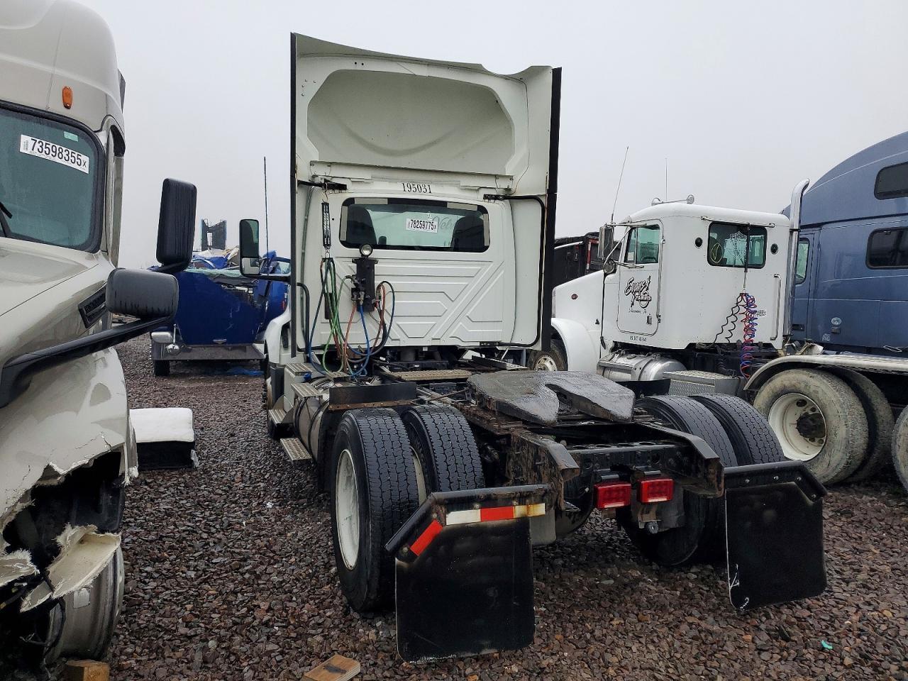 2019 International LT625 Semi Truck