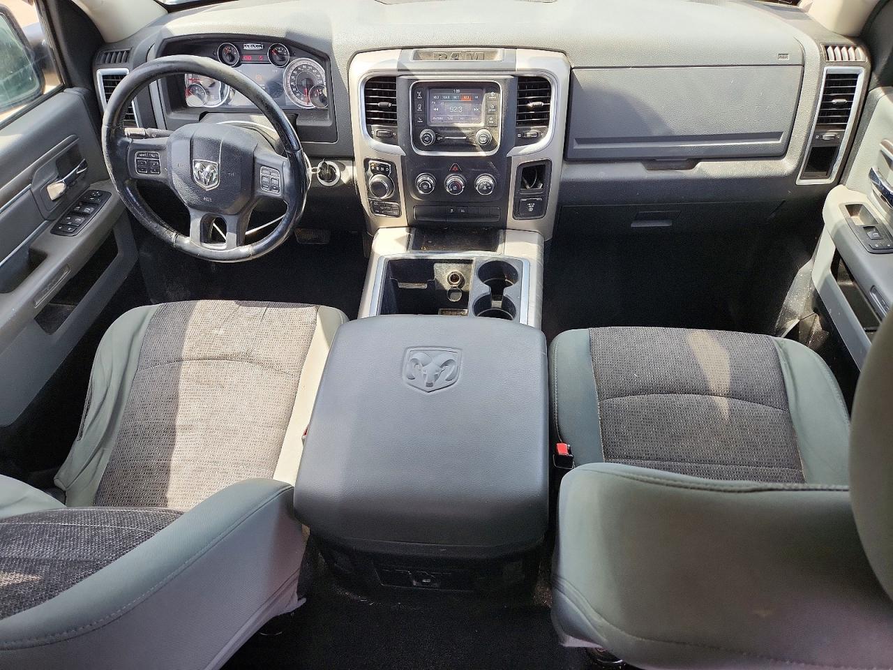 2014 Dodge RAM 1500 SLT