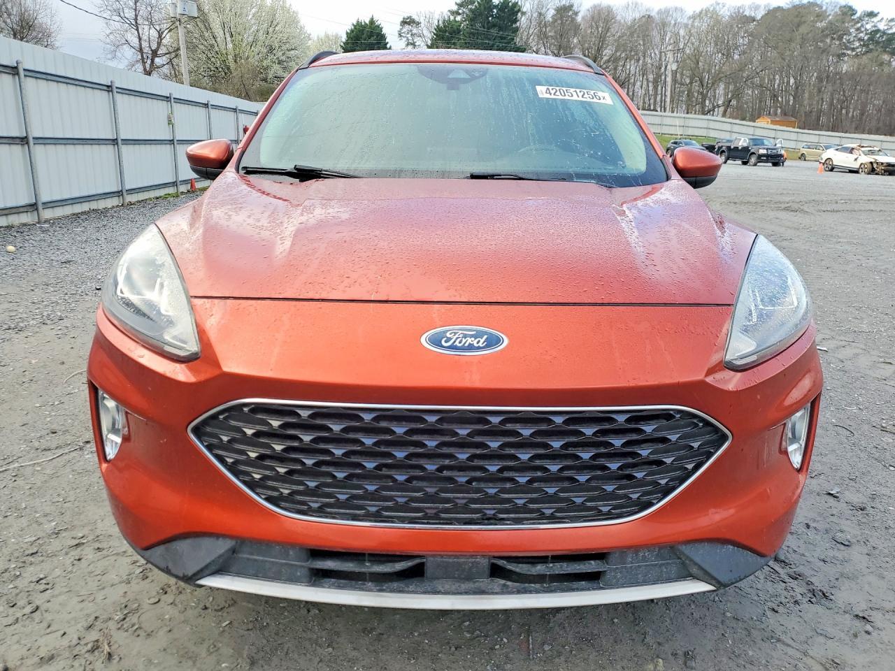 2020 Ford Escape sel
