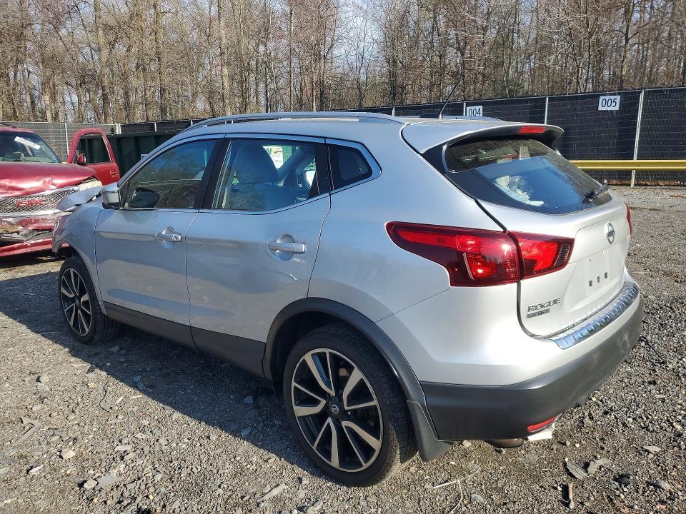 2018 Nissan Rogue Sport sl