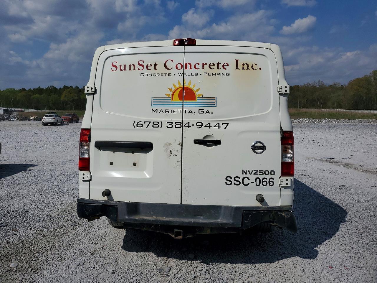 2018 Nissan NV 2500 HD S Utility / Service Van