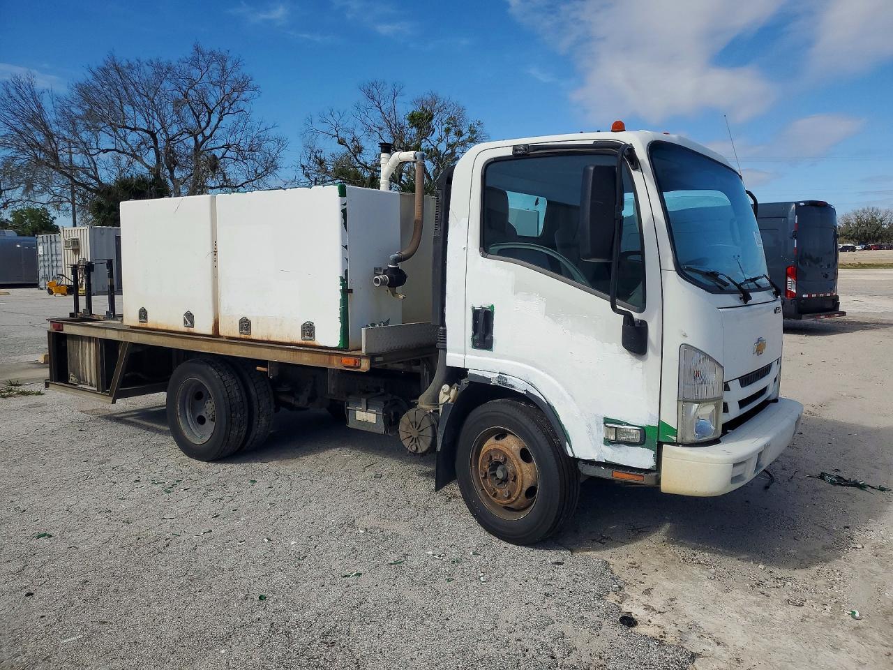 2017 Chevrolet 4500 Flatbed Truck