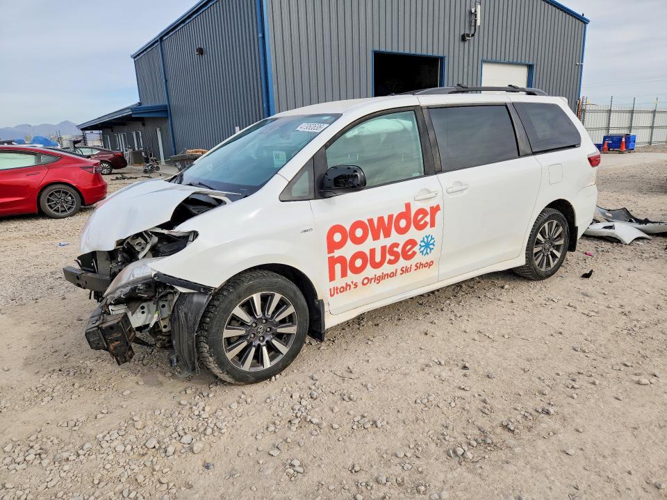 2020 Toyota Sienna le 7-passenger