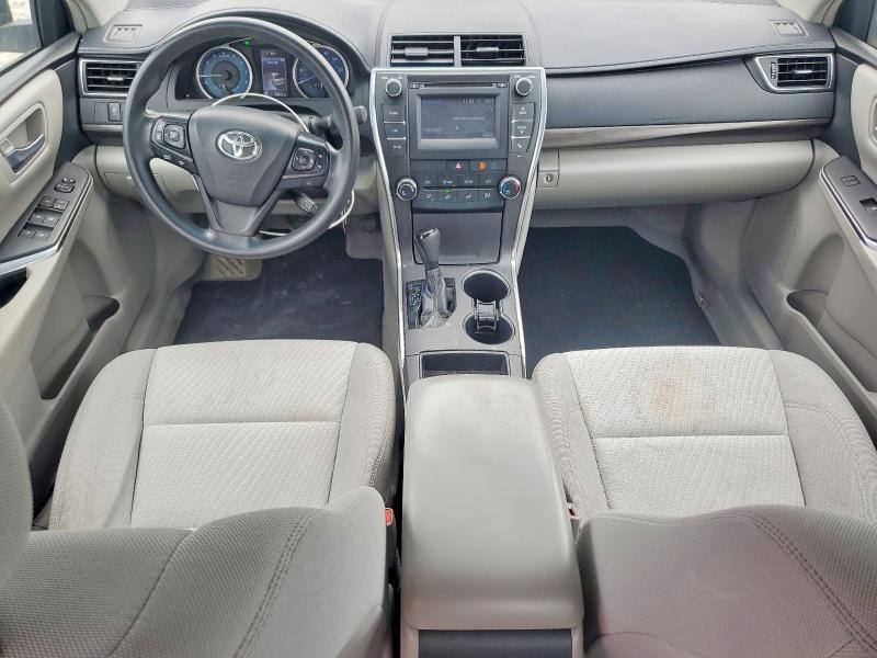 2016 Toyota Camry le