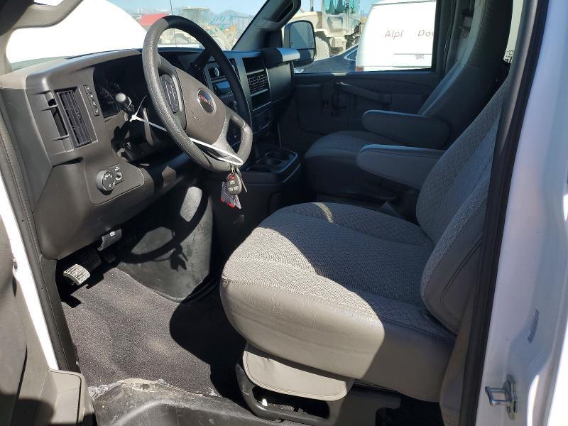 2025 GMC Savana G3500 LT