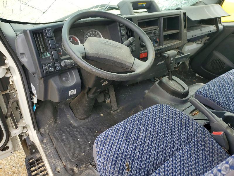 2024 Isuzu NPR XD BOX Truck