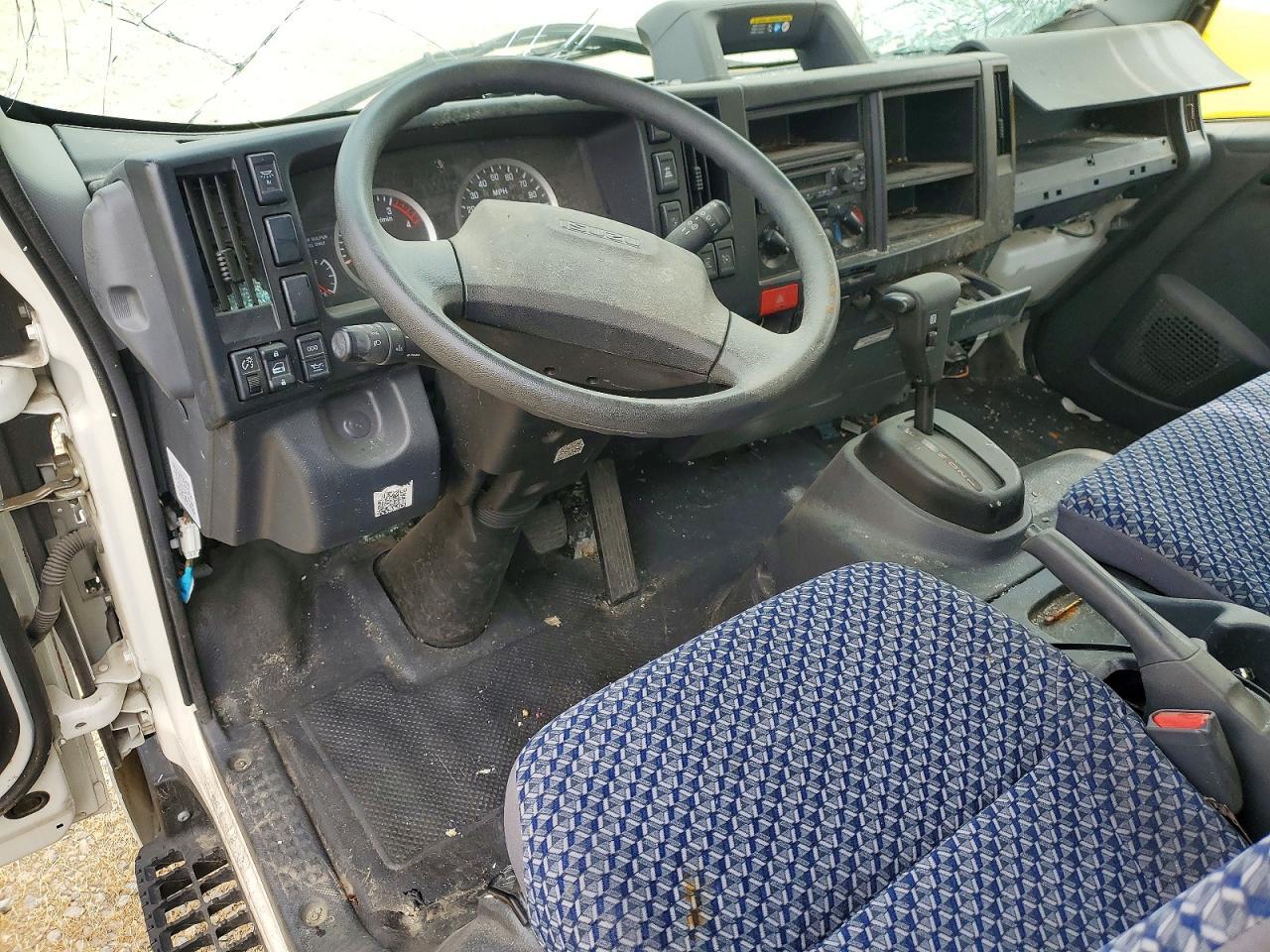 2024 Isuzu NPR XD BOX Truck