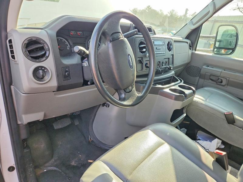 2017 Ford E350 BOX Truck