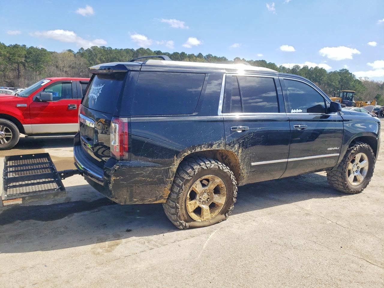 2016 GMC Yukon Denali