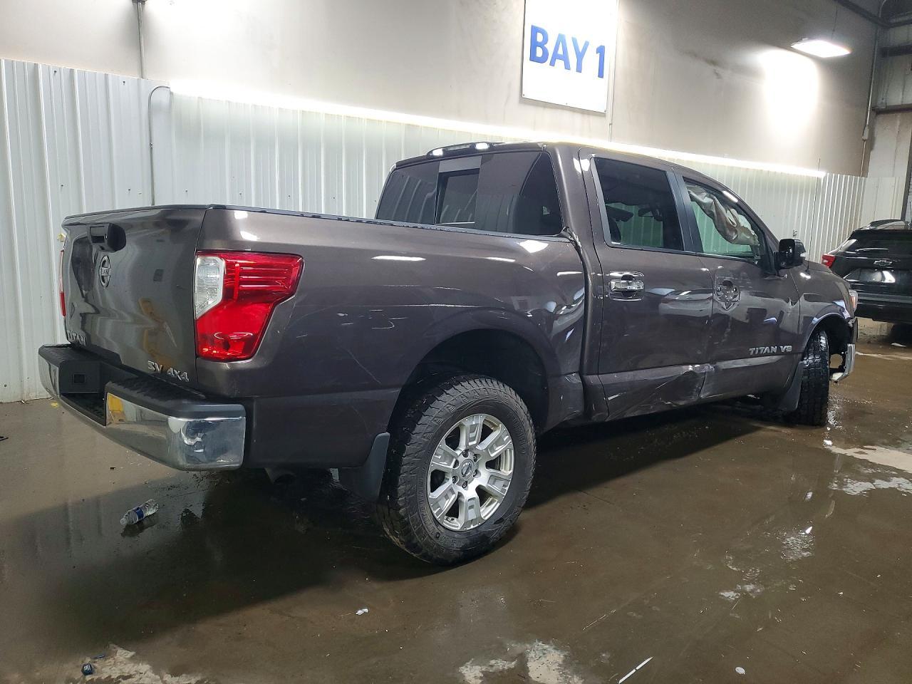 2018 Nissan Titan SV