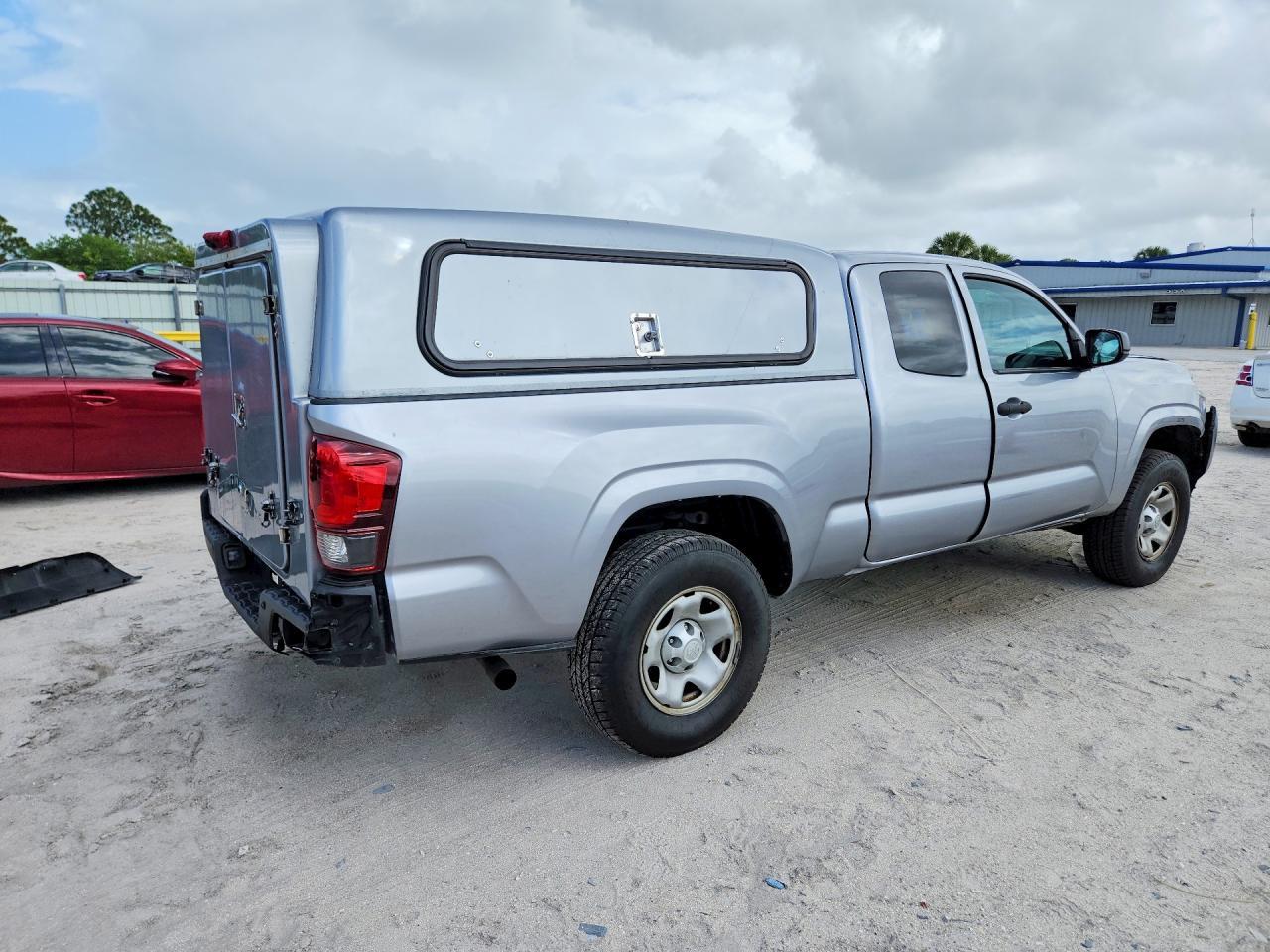 2019 Toyota Tacoma SR