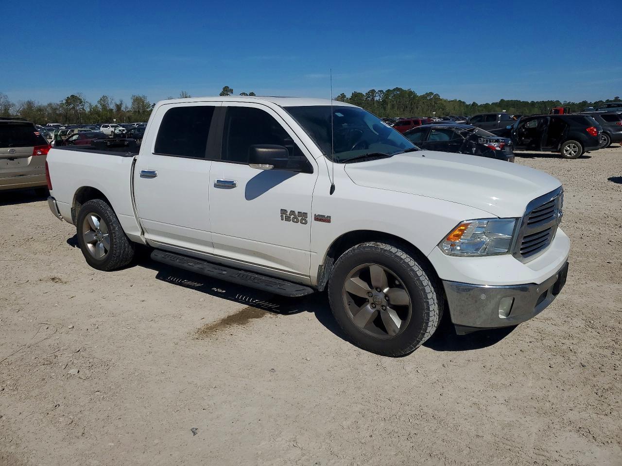 2016 Dodge RAM 1500 SLT