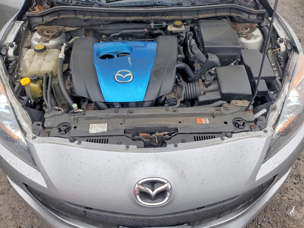 2013 Mazda 3 I
