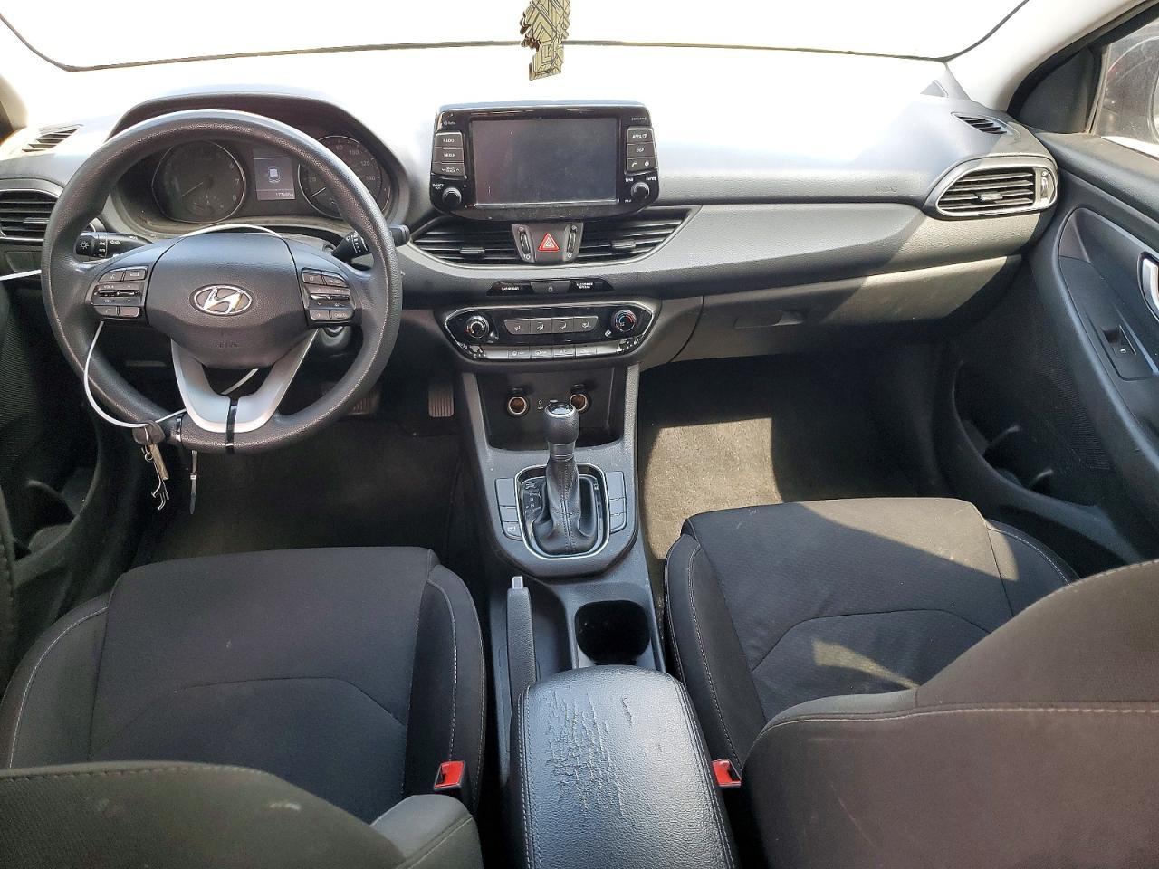 2018 Hyundai Elantra gt Base