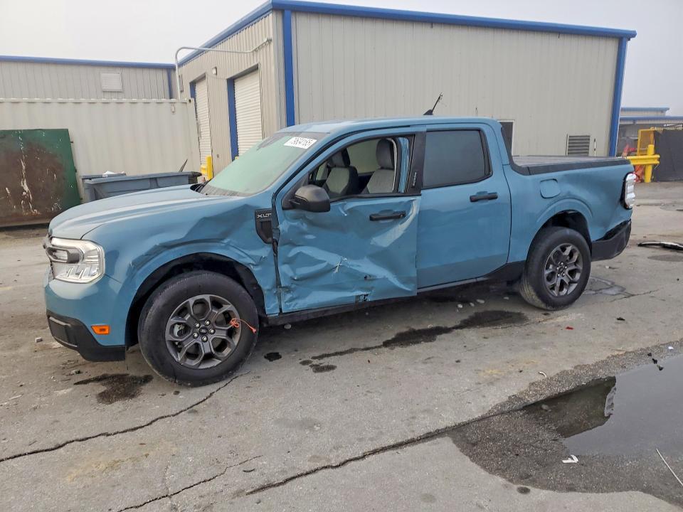 2023 Ford Maverick XL