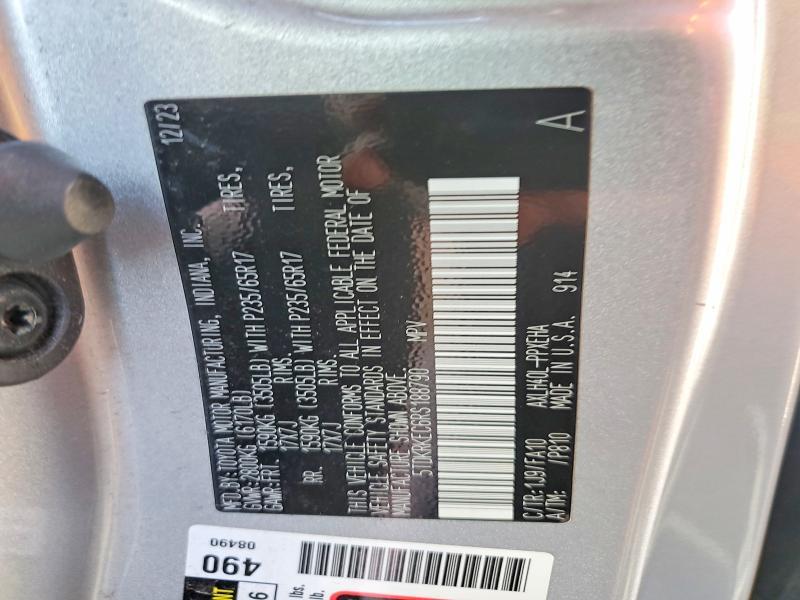 2024 Toyota Sienna le 8-passenger