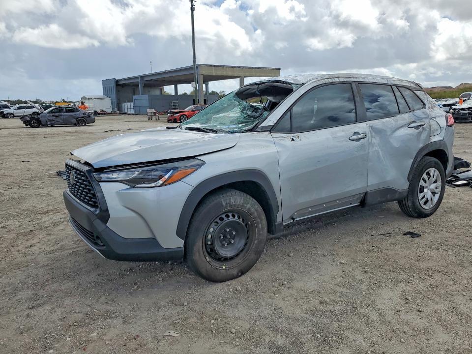 2024 Toyota Corolla Cross l