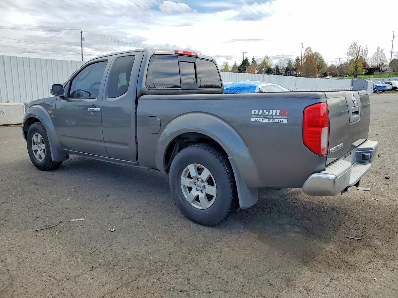 2005 Nissan Frontier SE