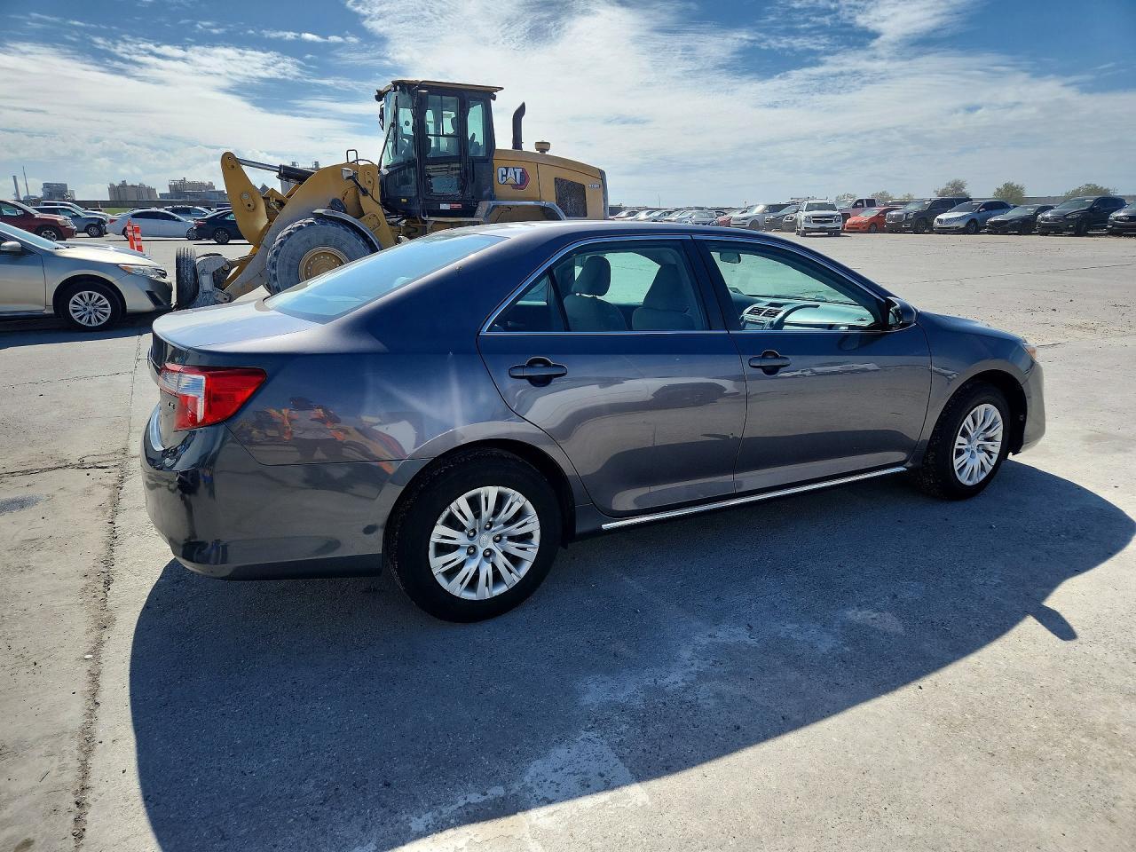 2013 Toyota Camry le