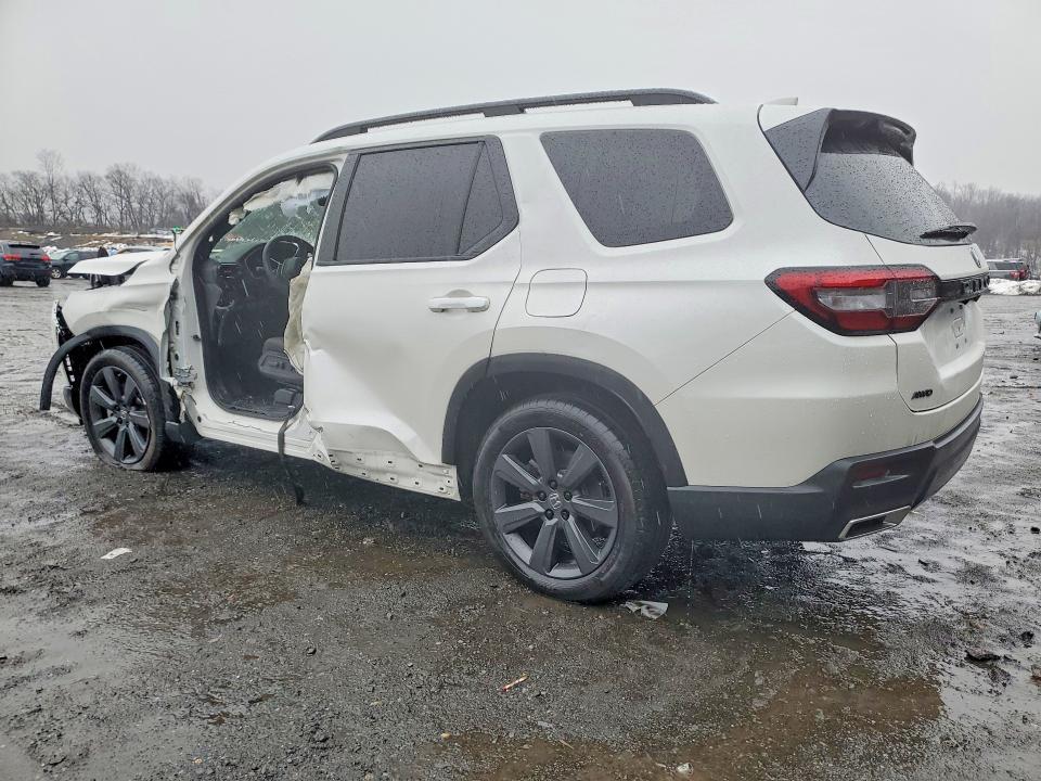 2025 Honda Pilot Sport