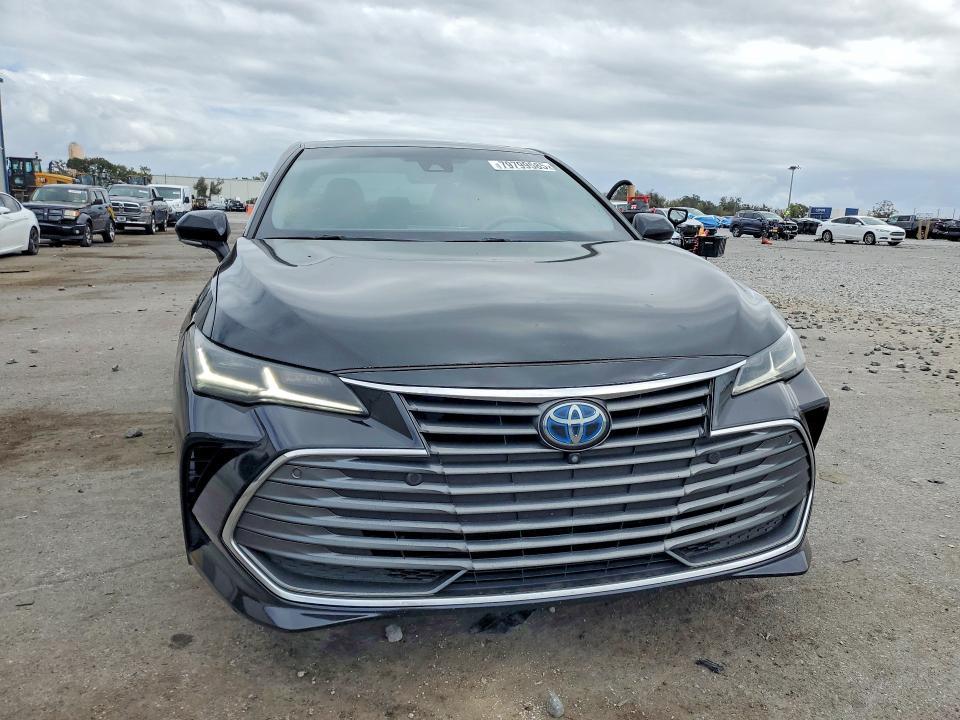 2020 Toyota Avalon Hybrid Limited