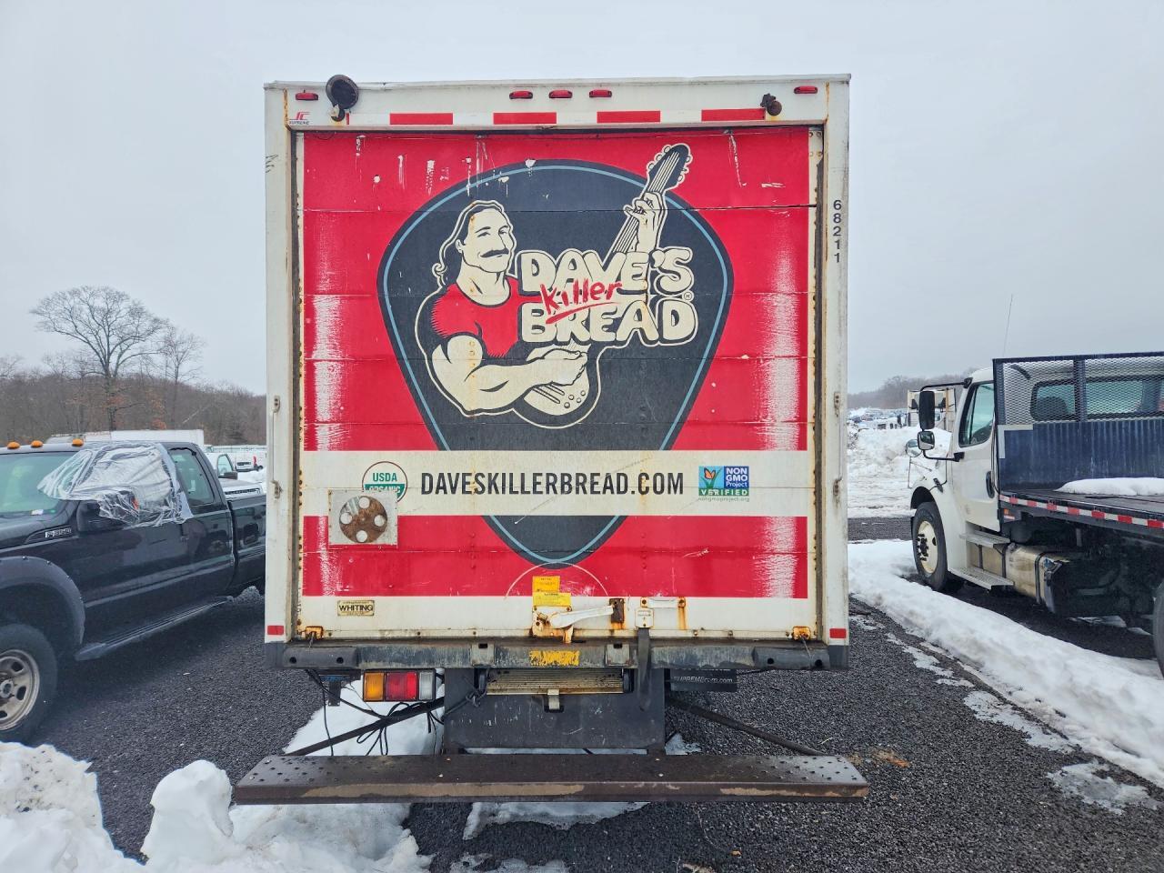 2015 Isuzu NPR HD Delivery Truck