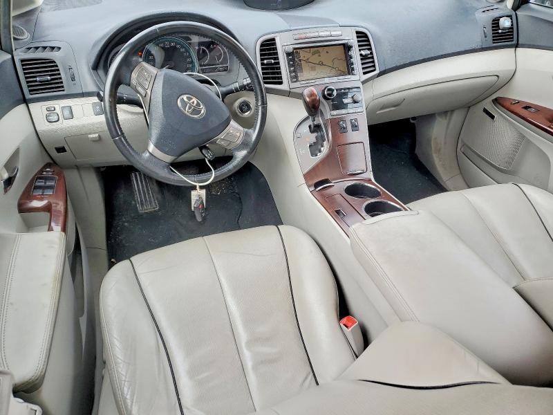 2010 Toyota Venza awd V6