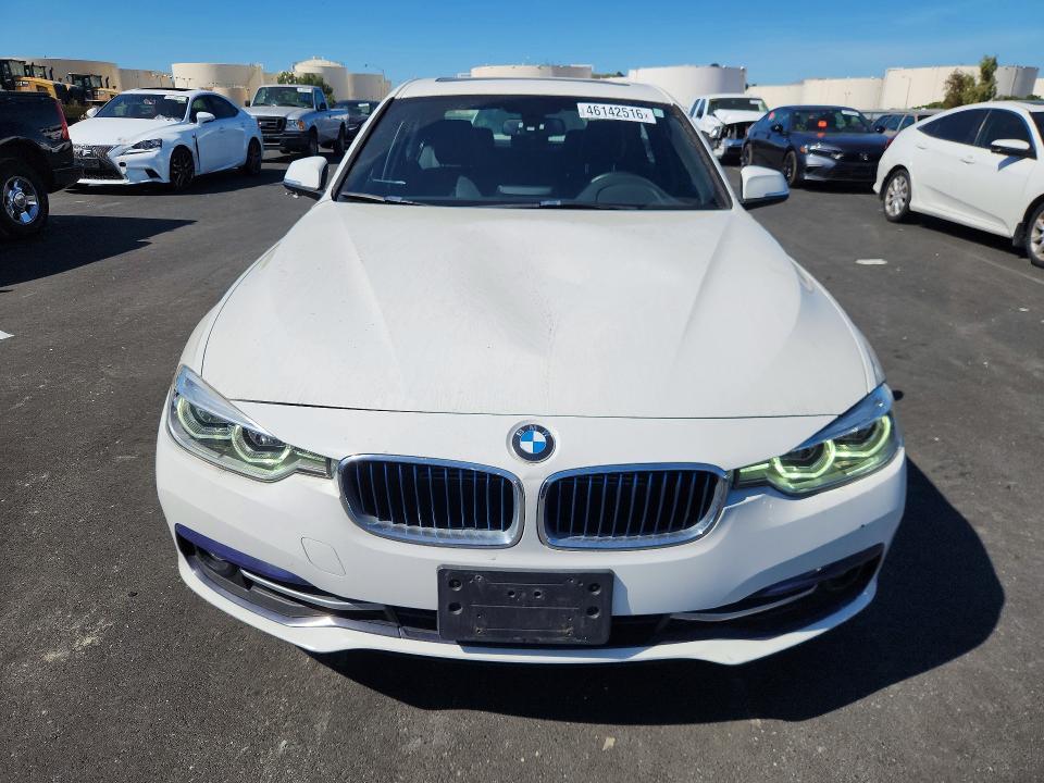 2018 BMW 330e