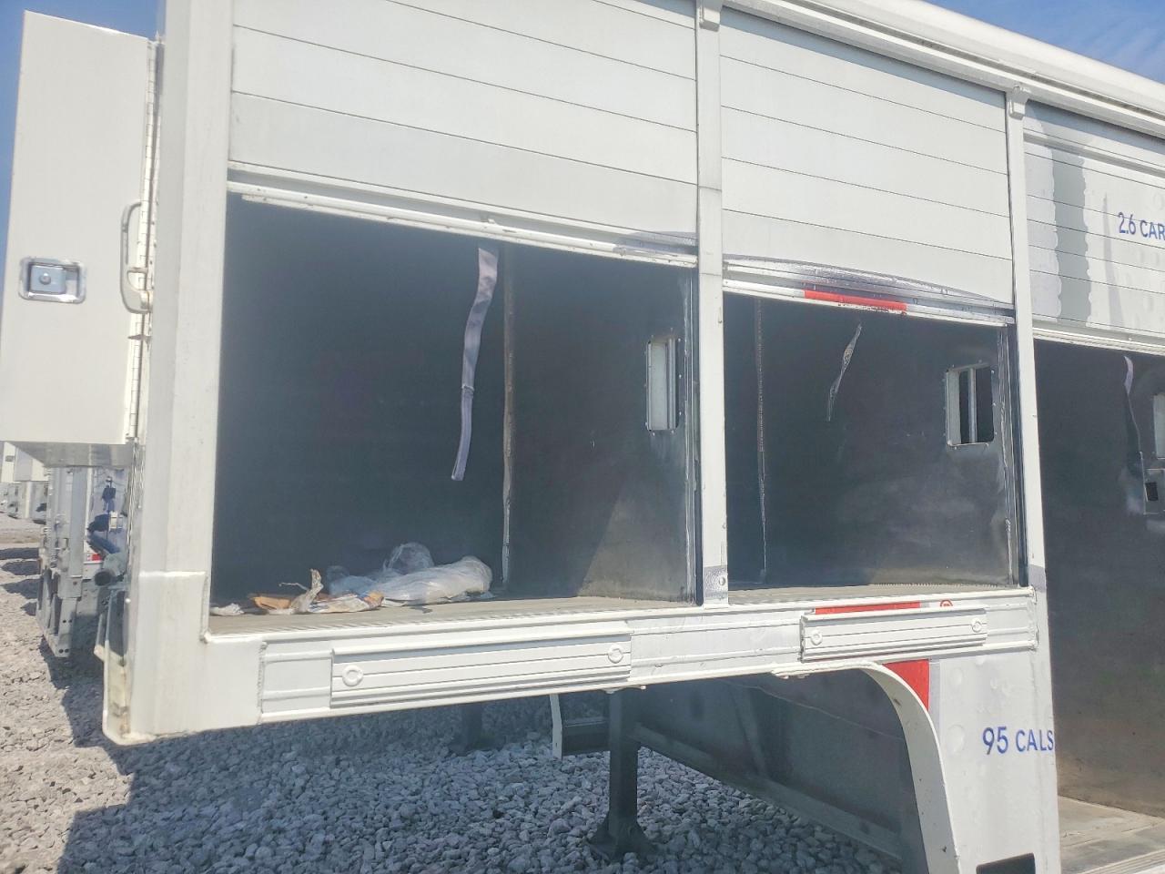 2001 Mickel Beverage Delivery Trailer