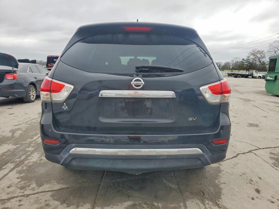 2015 Nissan Pathfinder sv