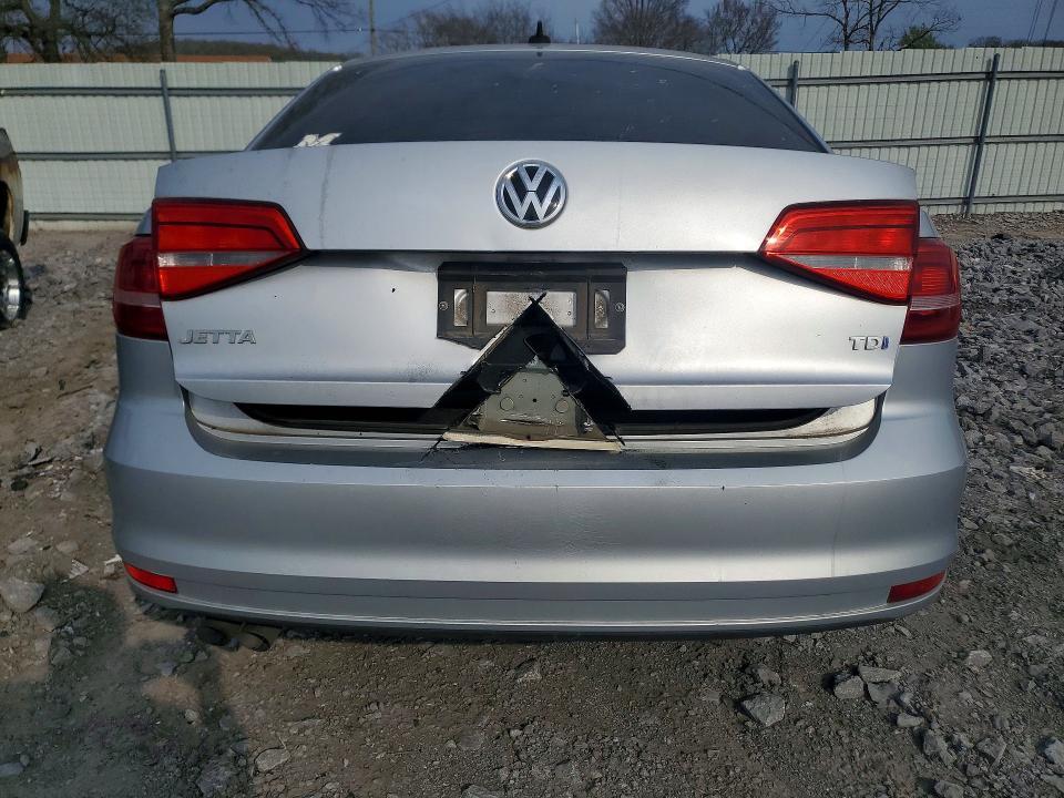 2015 Volkswagen Jetta tdi